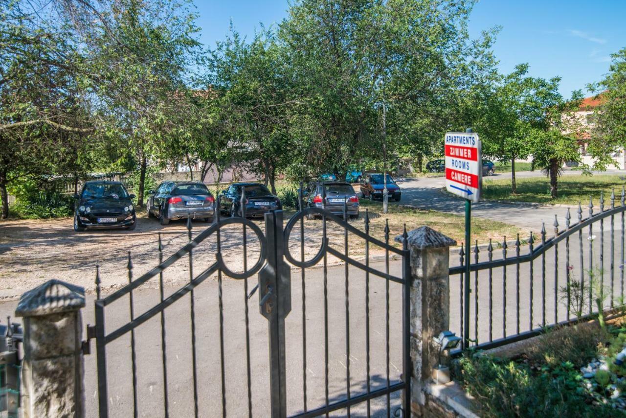 Apartmani Marina Poreč Exterior foto