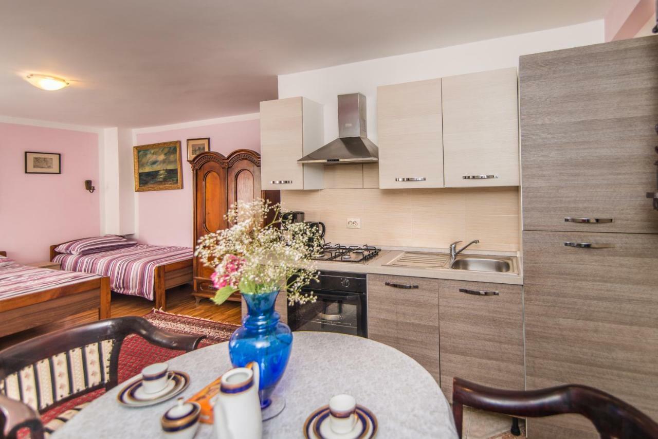 Apartmani Marina Poreč Exterior foto